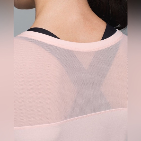 Lululemon Just Breathe Long Sleeve, Heathered Parfait Pink, Size 6 - Picture 5 of 12